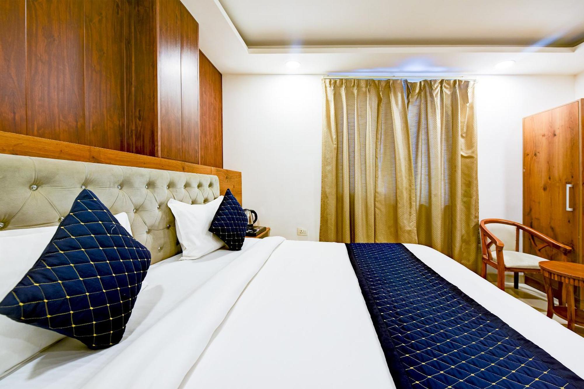 Glory Inn Near Delhi International Airport New Delhi Exterior photo