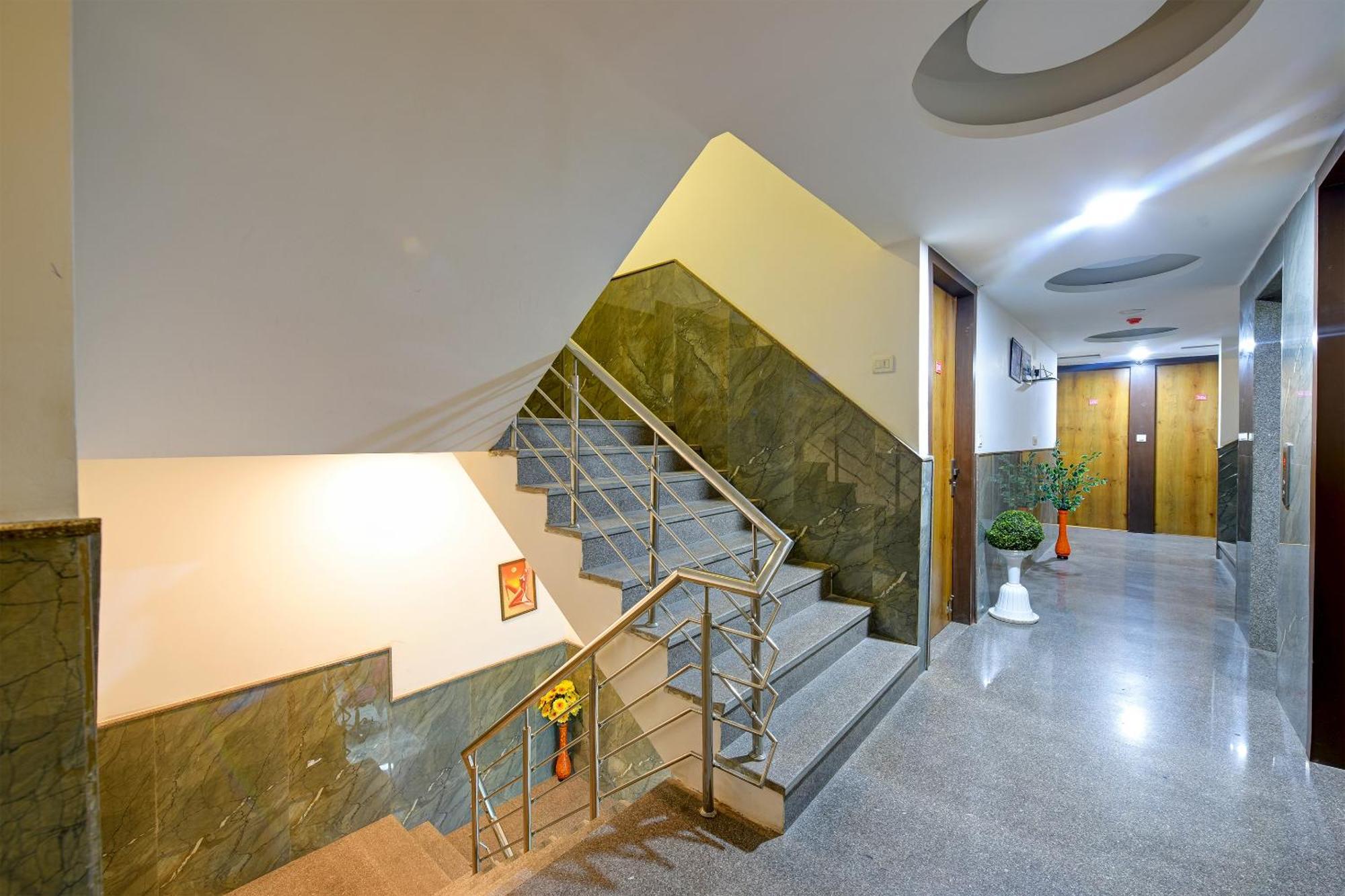 Glory Inn Near Delhi International Airport New Delhi Exterior photo